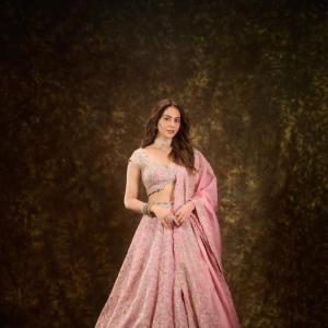 Rakul Preet Stuns in Elegant Pink Lehenga | Graceful Traditional Look