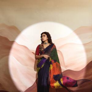 Dushara Vijayan Stuns In Elegant Saree With Flowing Multicolor Pallu