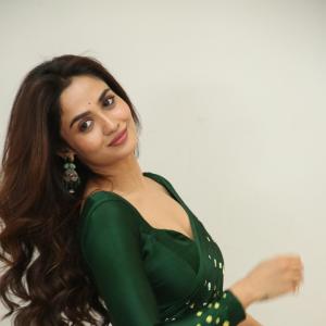 Teju Aswini Stuns in Elegant Green Traditional Outfit with Graceful Style