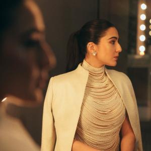 Actress Sara Ali Khan in Chic Pearl Necklace Ensemble