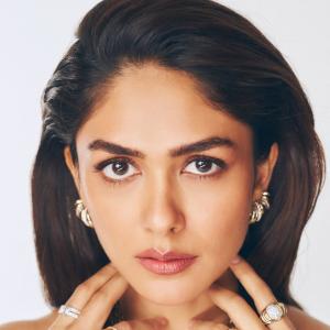 Mrunal Thakur Stylish Black Outfit Photoshoot 2026