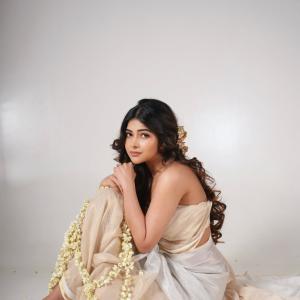 Srijita Ghosh stuns in elegant off-white saree floral photoshoot