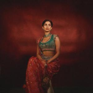 Khushi Kapoor elegant ethnic fashion editorial portrait