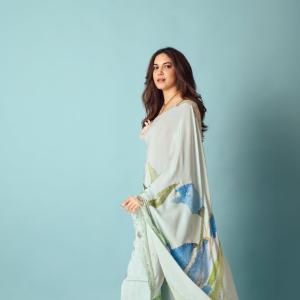 Ritu Varma elegant pastel saree photoshoot look