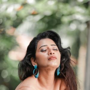 Sanjana Naidu Glamourous stills