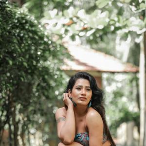 Sanjana Naidu Glamourous stills