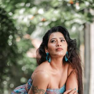 Sanjana Naidu Glamourous stills