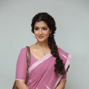 Varalaxmi Sarathkumar Pink Saree Look Wins Hearts