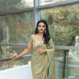 Nayan Sarika Looks Graceful in a Pastel Green Saree
