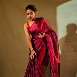 Anupama Parameswaran Shines in Red and Magenta Saree