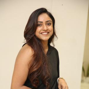 Vithika Sheru Looks Elegant in a Classic Black Saree
