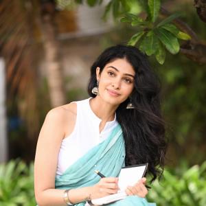 Manasa Varanasi Looks Elegant in a Sea-Green Saree