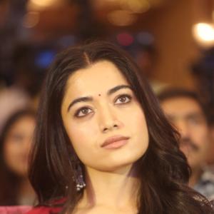 Rashmika Mandanna Stuns in Elegant Black Saree Look