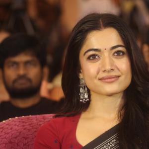 Rashmika Mandanna Stuns in Elegant Black Saree Look