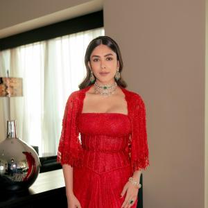 Mrunal Thakur Stuns in Red Corset-Style Traditional Look