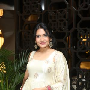Samyukta Viswanathan Stuns in Elegant Ivory Traditional Look
