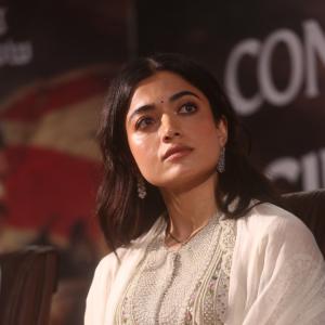 Rashmika Mandanna Looks Graceful in Elegant Ivory Traditional Outfit