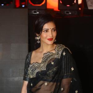 Gorgeous Shruthi Haasan Latest Photos