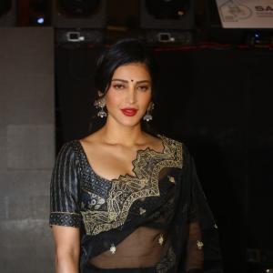 Gorgeous Shruthi Haasan Latest Photos