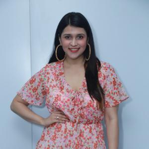 Mannara Chopra Latest Sizzling Stills