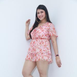 Mannara Chopra Latest Sizzling Stills