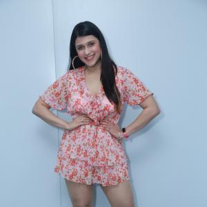 Mannara Chopra Latest Sizzling Stills