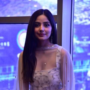 Actress Kashmira Pardeshi