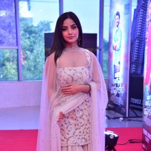 Actress Kashmira Pardeshi