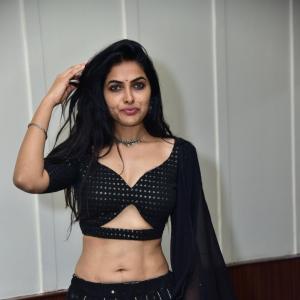 Divi Vadthya Latest Hot Photos