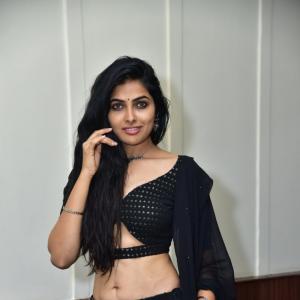 Divi Vadthya Latest Hot Photos