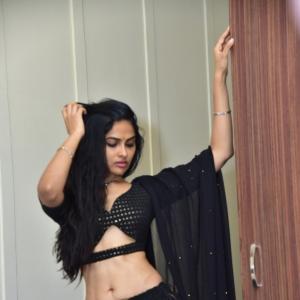Divi Vadthya Latest Hot Photos