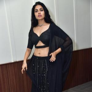 Divi Vadthya Latest Hot Photos