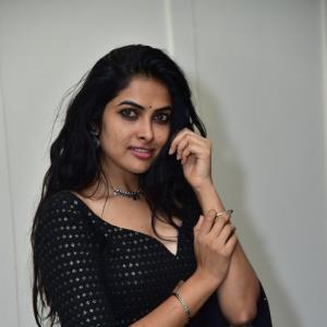 Divi Vadthya Latest Hot Photos