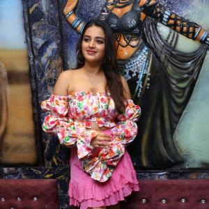 Nidhi Agerwal Latest Photos