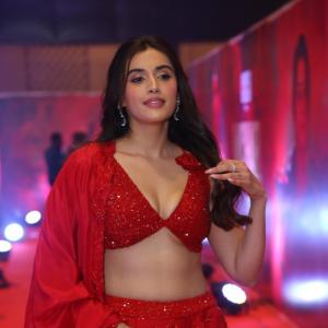 Divyansha Kaushik Latest Pics