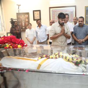 Celebs Condolences to K Vishwanath Garu