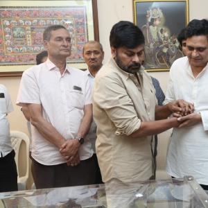 Celebs Condolences to K Vishwanath Garu