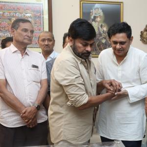 Celebs Condolences to K Vishwanath Garu