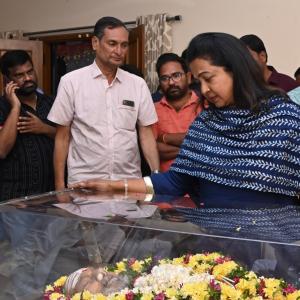 Celebs Condolences to K Vishwanath Garu