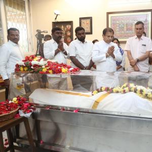 Celebs Condolences to K Vishwanath Garu