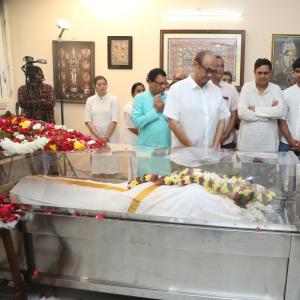 Celebs Condolences to K Vishwanath Garu