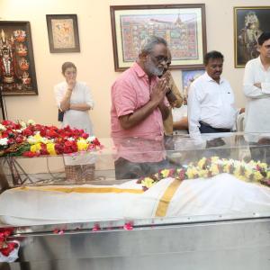 Celebs Condolences to K Vishwanath Garu