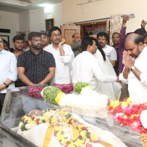 Celebs Condolences to K Vishwanath Garu