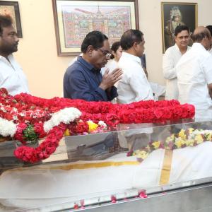 Celebs Condolences to K Vishwanath Garu