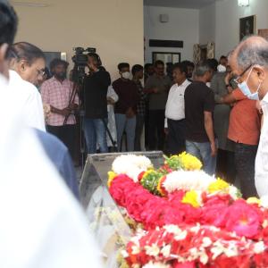 Celebs Condolences to K Vishwanath Garu