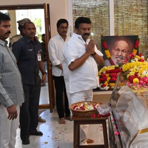 Celebs Condolences to K Vishwanath Garu