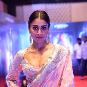 Shriya Saran Latest Hot Photos