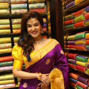 Honey Rose Latest Pics