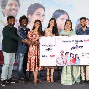 Writer Padmabhushan Movie Press Meet
