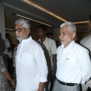 Celebs Pay Homage to Nandamuri Tarakaratna